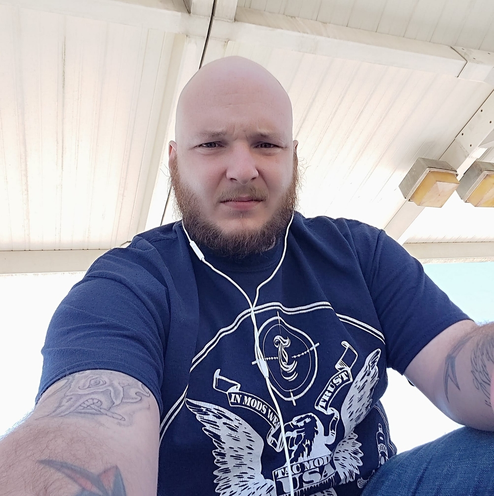 Meet your Posher, Jason